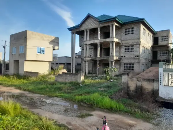 14 Bed Room Apartment