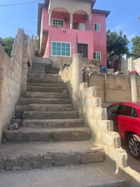 Three bedroom convertible apartment for sale at McCarthy Hills