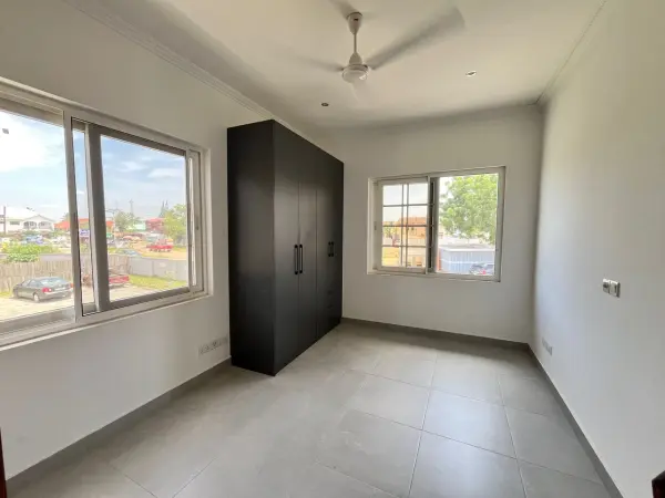 Elegant 3-Bedroom Semi-Detached House