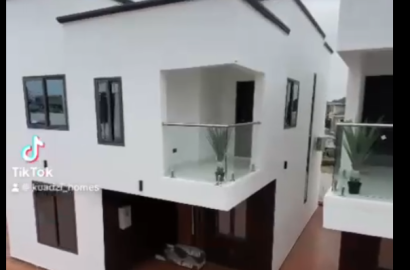 Distress Sale - 3 Bedrooms Ensuite Duplex