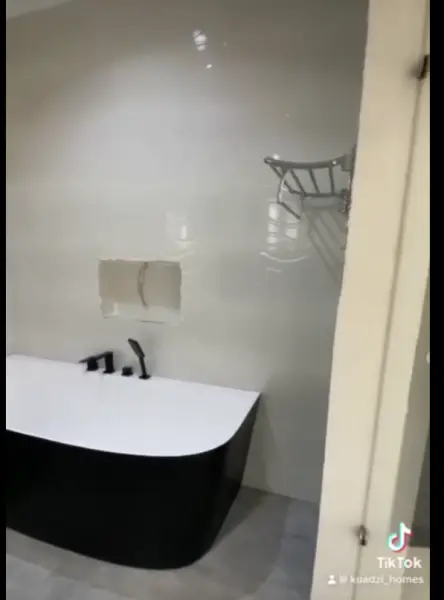 Distress Sale - 3 Bedrooms Ensuite Duplex