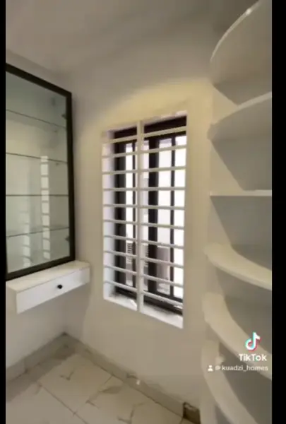 Distress Sale - 3 Bedrooms Ensuite Duplex